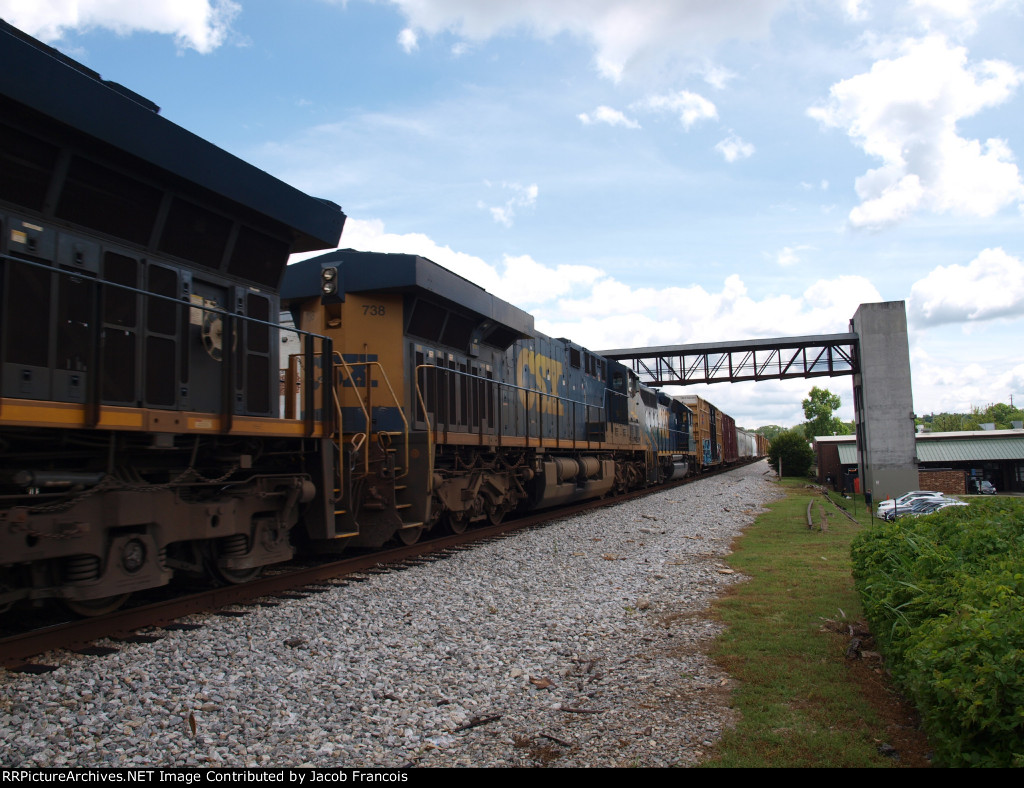 CSX 738